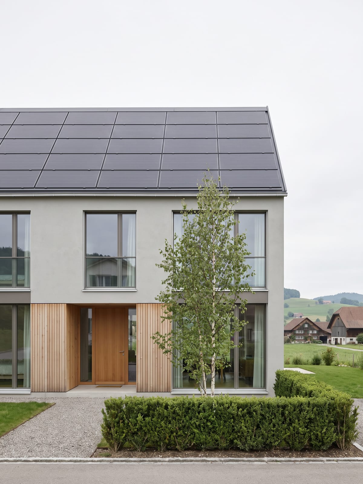 Einfamilienhaus mit vollständig eingedecktem Solarziegeldach